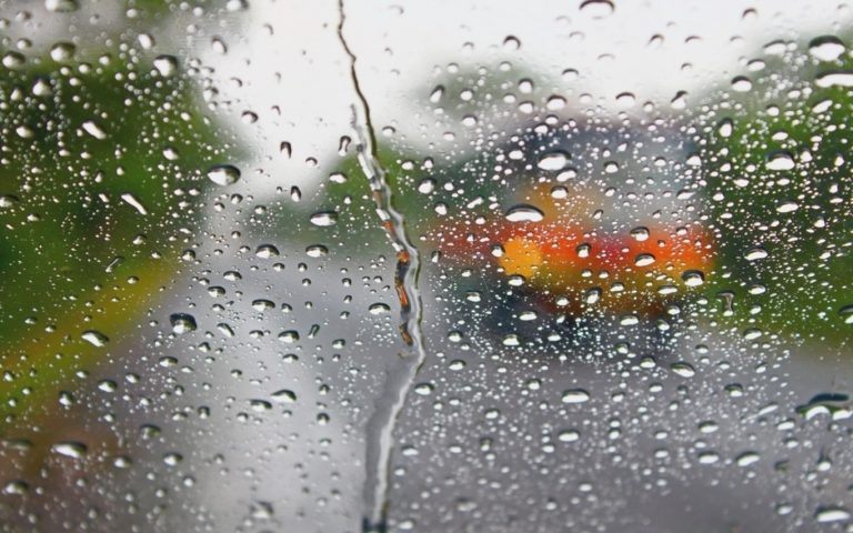 Driving in the Heavy Rain and Strong Wind- some safety tips